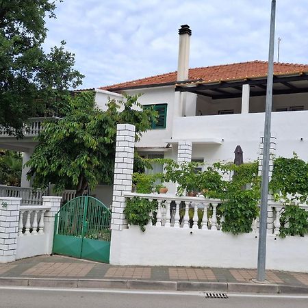 Apartmani Juricev فوديس المظهر الخارجي الصورة