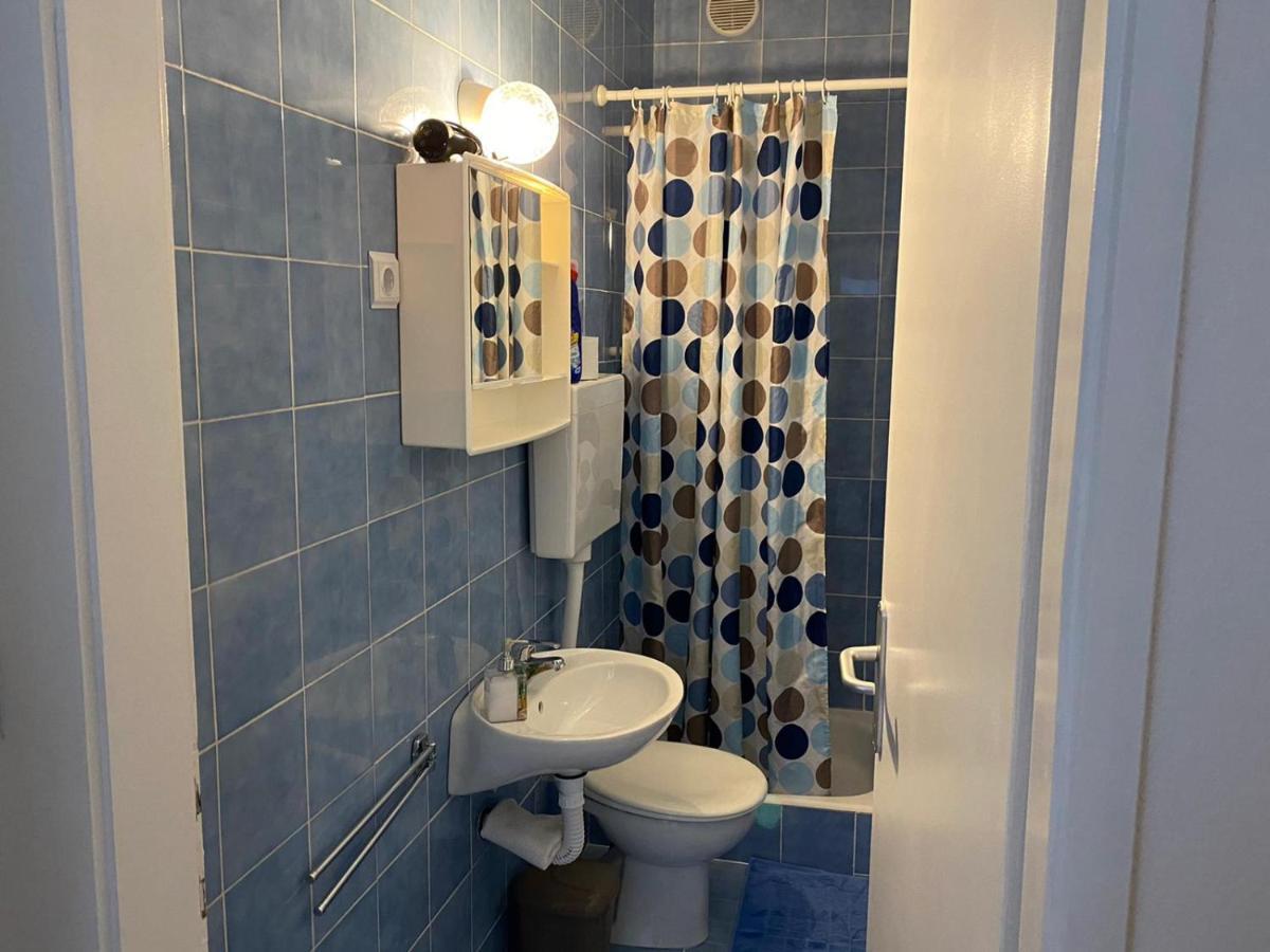 Apartmani Juricev فوديس الغرفة الصورة
