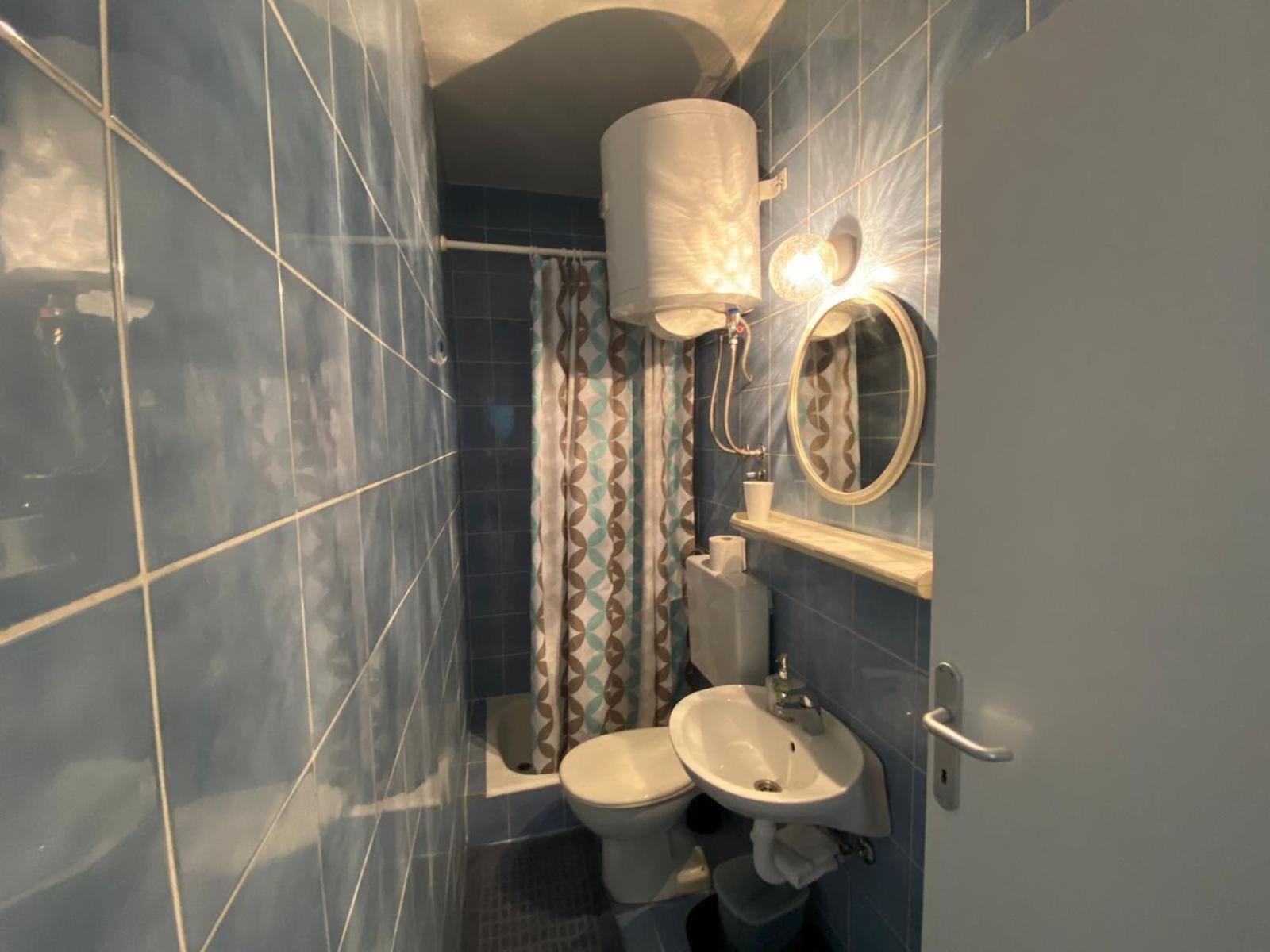 Apartmani Juricev فوديس الغرفة الصورة